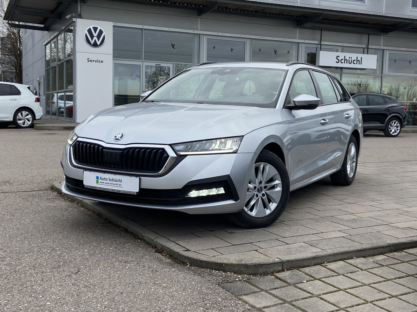 Skoda Octavia Combi 2.0 TDI AHK+NAVI-COLUMBUS+LED+SMART-LINK+VIRTUAL-COCKPIT+SHZ+DAB+LANE-ASSIST+PDC+GRA+KEYLESS+BLUETOOTH