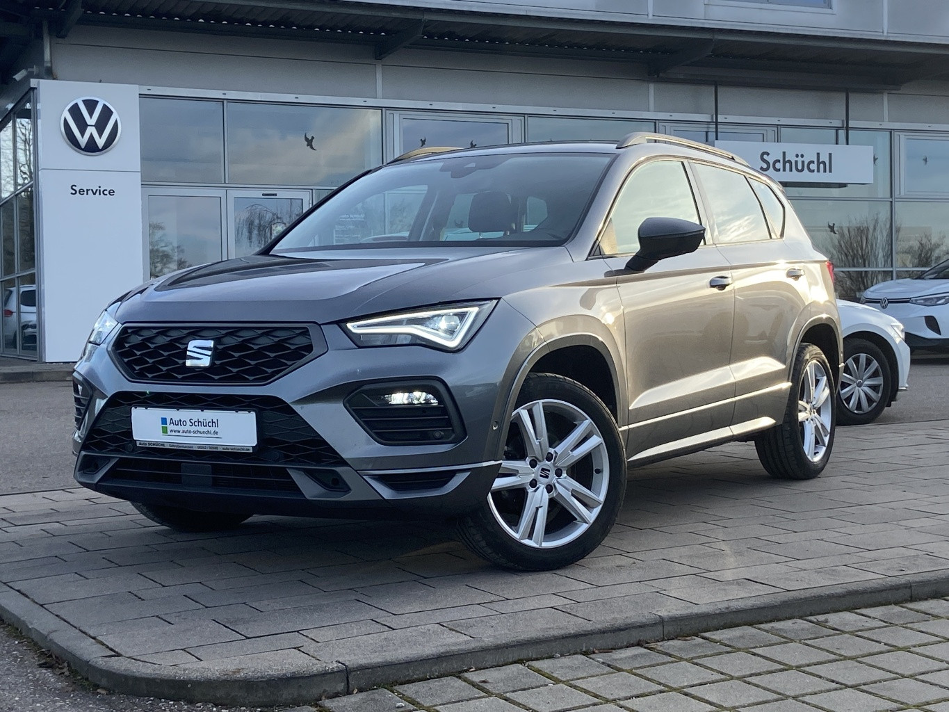 Seat Ateca 1.5 TSI FR-Line AHK+NAVI-PRO+LED+AHK+VIRTUAL-COCKPIT+PARKASSIST+FULL-LINK+SHZ+DAB+LANE-ASSIST+KAMERA+ACC+KEYLESS