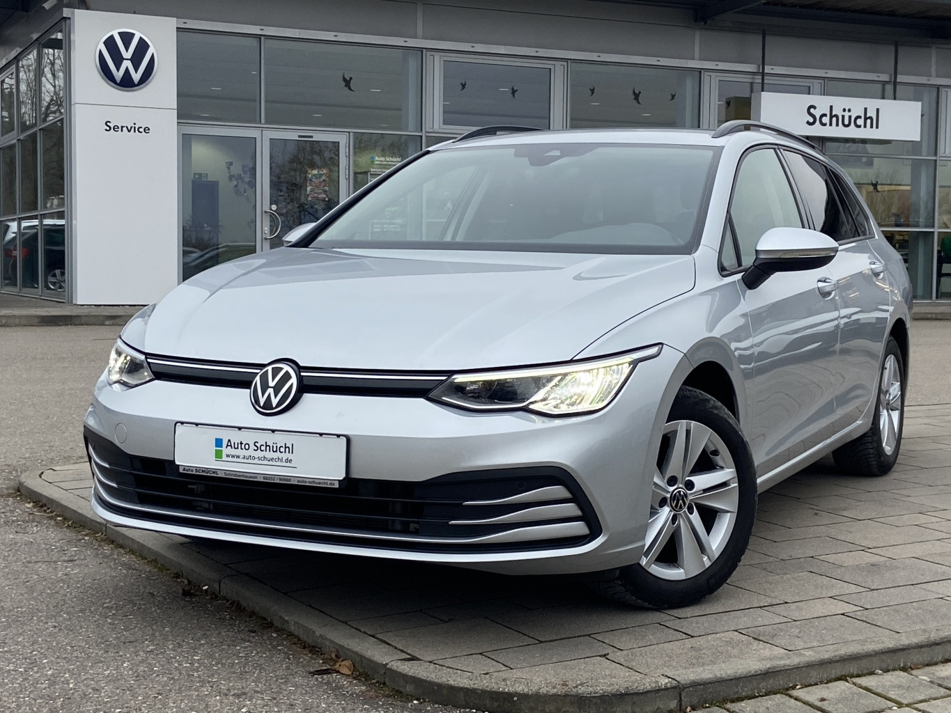 Volkswagen Golf Variant 2.0 TDI DSG Life GARANTIE+AHK+APP-CONNECT+ACTIVE-INFO+SHZ+NAVI+LED+PDC+DAB+LANE-ASSIST+ACC