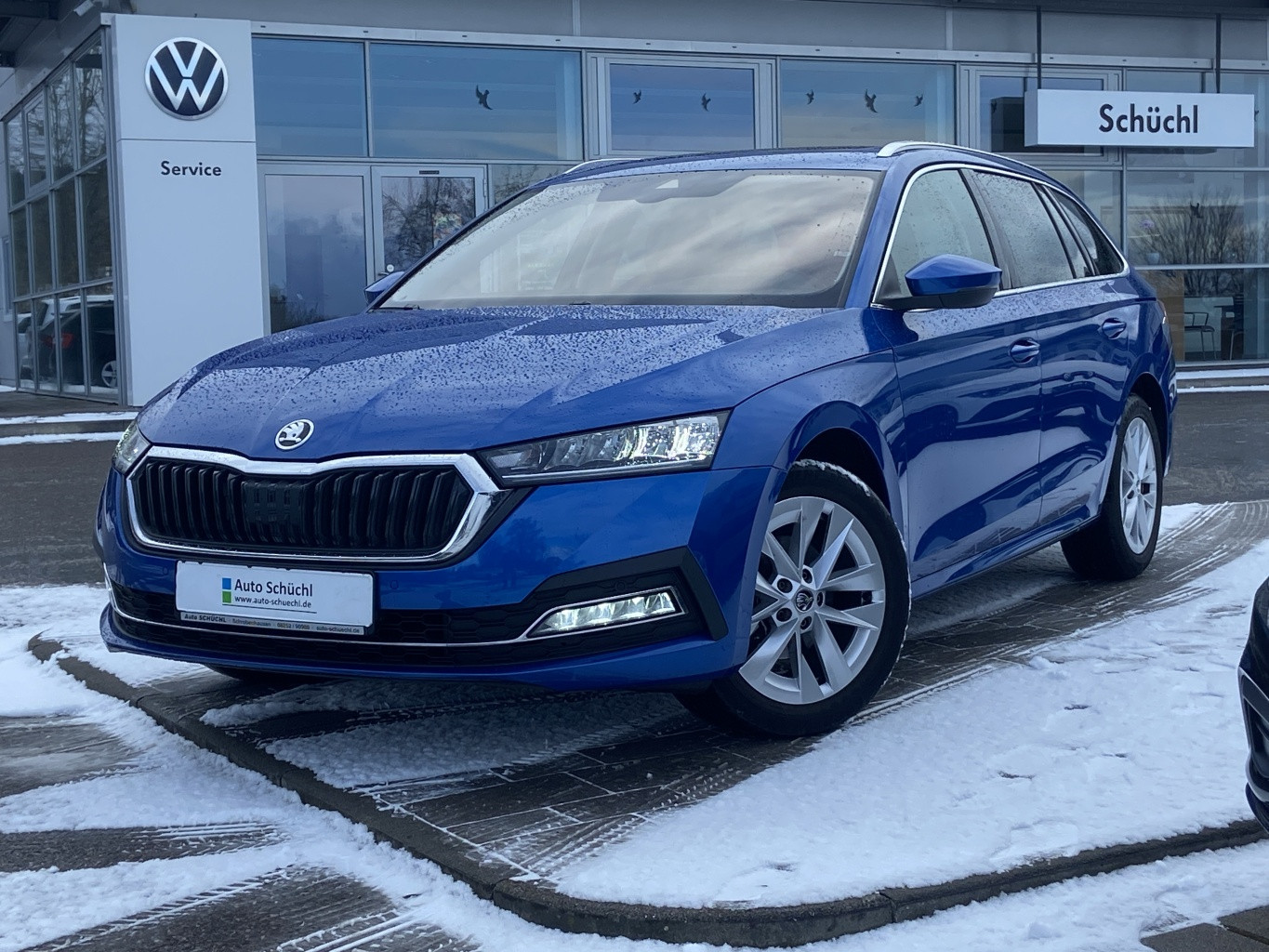 Skoda Octavia Combi 2.0 TDI DSG Style LED+AHK+HEAD-UP+SMART-LINK+VIRTUAL-COCKPIT+KAMERA+NAVI-COLUMBUS+PANORAMA+SHZ+PDC+DAB+ACC+KEYLESS+BLUETOOTH+LANE-ASSIST