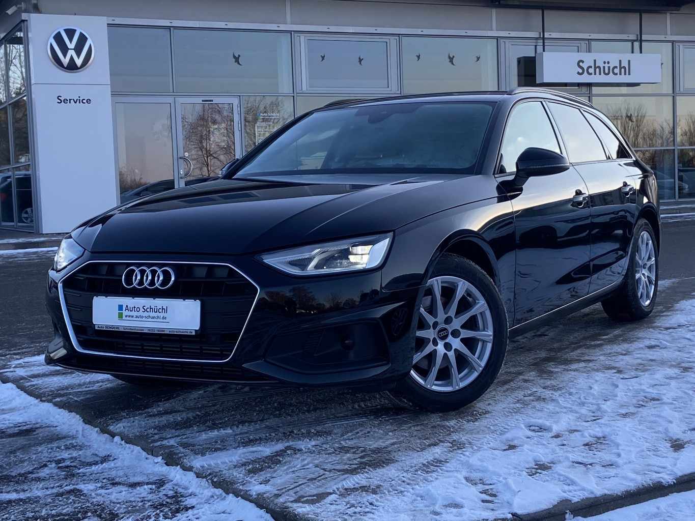 Audi A4 Avant 35 2.0 TFSI S-TRONIC AHK+KEYLESS+EL.HECKKLAPPE+NAVI+LED+SHZ+PDC+DAB+BLUETOOTH+GRA