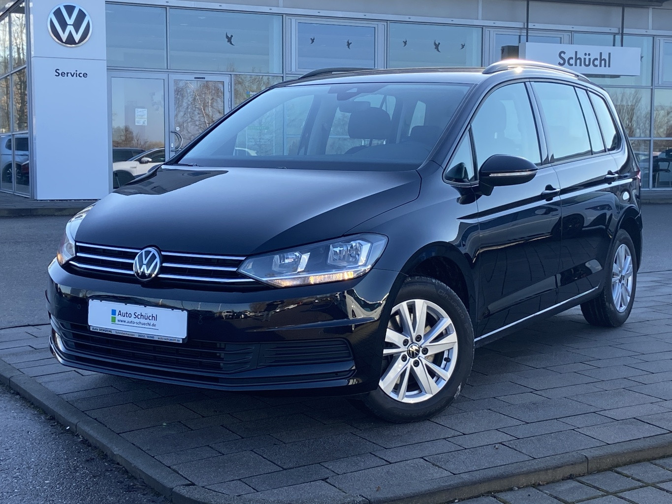 Volkswagen Touran 1.5 TSI Comfortline 7-SITZER AHK+VIRTUAL-COCKPIT+KAMERA+NAVI+DAB+LANE-ASSIST+SHZ+PDC+ACC+BLUETOOTH