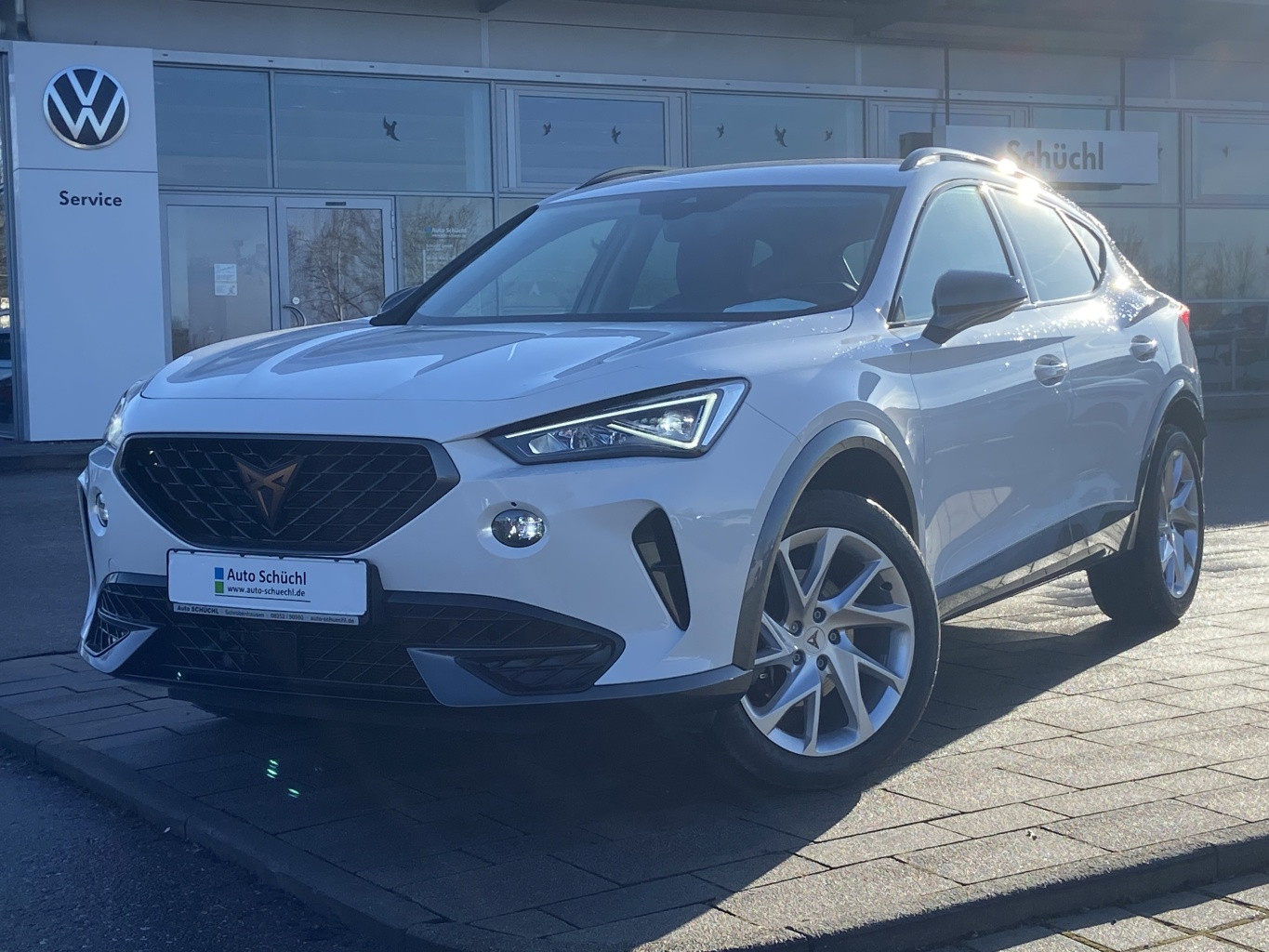 Cupra Formentor 1.5 TSI LED+VIRTUAL-COCKPIT+SHZ+DAB+LANE-ASSIST+BLUETOOTH+PDC+ACC+KEYLESS