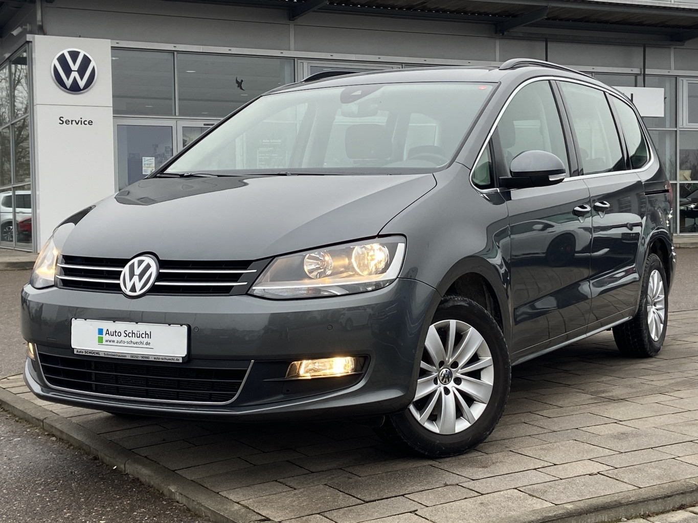 Volkswagen Sharan 1.4 TSI Comfortline 7-SITZER NAVI+DAB+SHZ+PDC+BLUETOOTH+LANE-ASSIST
