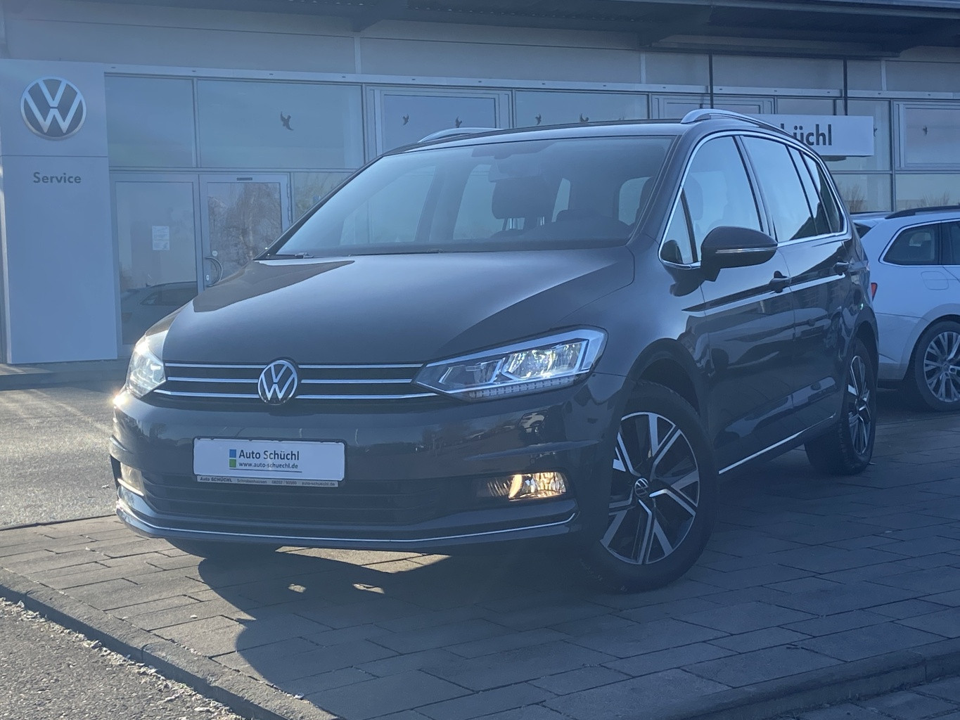 Volkswagen Touran 1.5 TSI Highline KAMERA+LED+NAVI+DAB+SHZ+PDC+BLUETOOTH