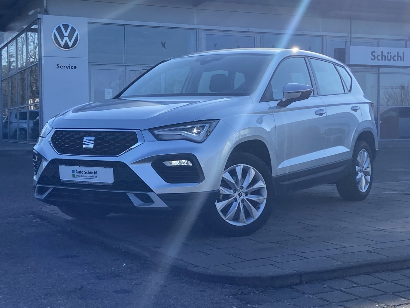 Seat Ateca 1.5 TSI Style NAVI-PRO+LED+AHK+FULL-LINK+SHZ+DAB+LANE-ASSIST+BLUETOOTH+PDC+GRA