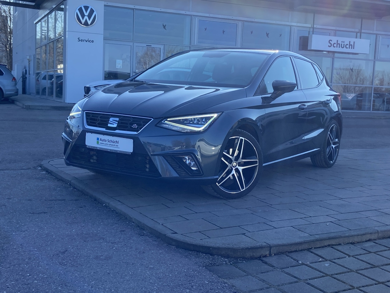 Seat Ibiza 1.5 TSI DSG FR Beats FULL-LINK+VIRTUAL-COCKPIT+NAVI+KAMERA+LED+DAB+SHZ+PDC+ACC+KEYLESS+KEYLESS