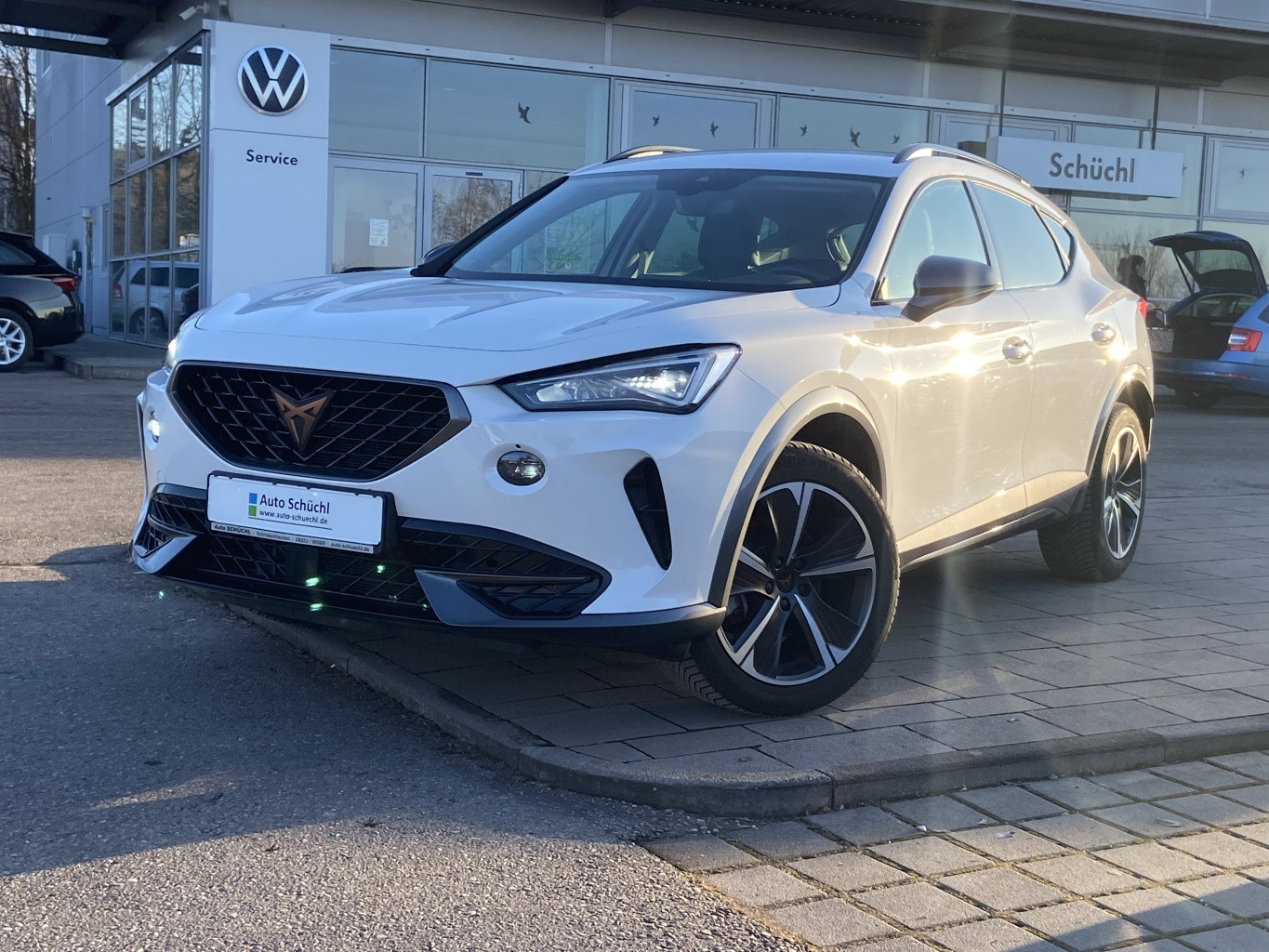 Cupra Formentor 1.5 TSI AHK+VIRTUAL-COCKPIT+NAVI-PRO+LED+DAB+LANE-ASSIST+SHZ+PDC+BLUETOOTH+ACC+KEYLESS