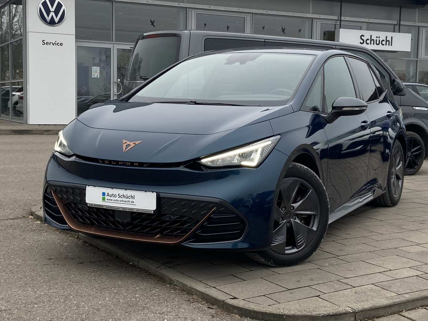 Cupra Born WÄRMEPUMPE+CCS+360-KAMERA+NAVI+LED+FULL-LINK+DAB+SHZ+ACC+KEYLESS+BLUETOOTH+LANE-ASSIST