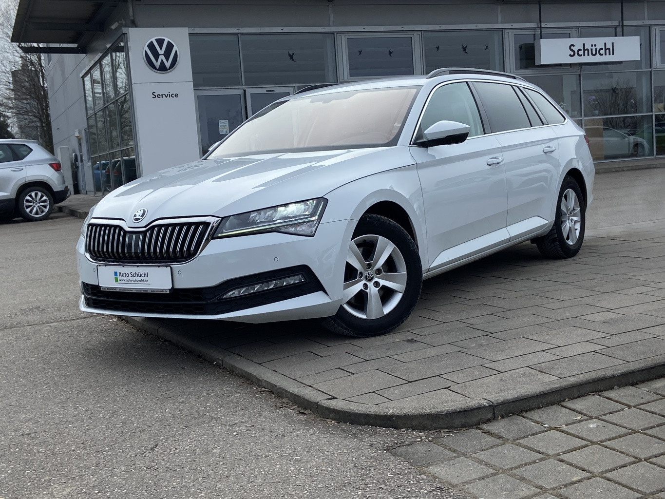 Skoda Superb Combi 2.0 TDI DSG Ambition SMART-LINK+VIRTUAL-COCKPIT+NAVI+LED+DAB+SHZ+PDC+ACC+BLUETOOTH