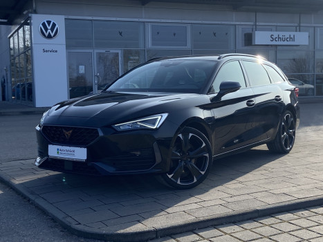 Cupra Leon ST 1.4 TSI DSG eHybrid VZ PANORAMA+SUPER-SPORTLENKRAD+XL-PAKET+VIRTUAL-COCKPIT+NAVI-PRO+KAMERA+LED+PARKASSIST+DAB+SHZ+ACC+KEYLESS+BLUETOOTH+LANE-ASSIST 014715