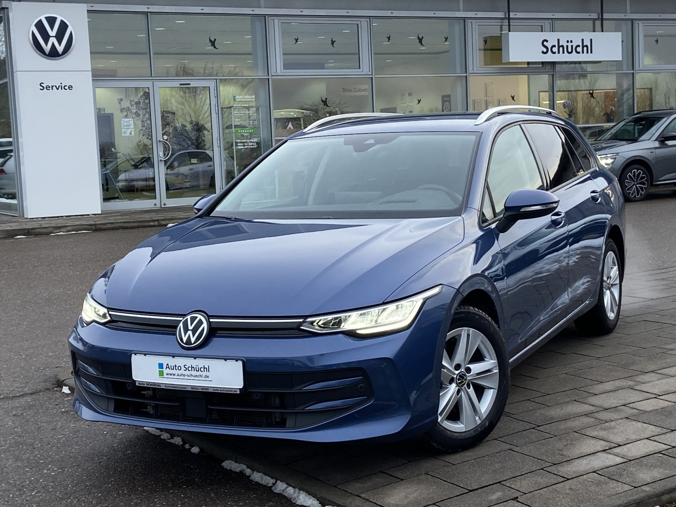 Volkswagen Golf Variant 2.0 TDI DSG Life HEAD-UP+APP-CONNECT+ACTIVE-INFO+KAMERA+LED+DAB+NAVI+SHZ+PDC+ACC+LANE-ASSIST