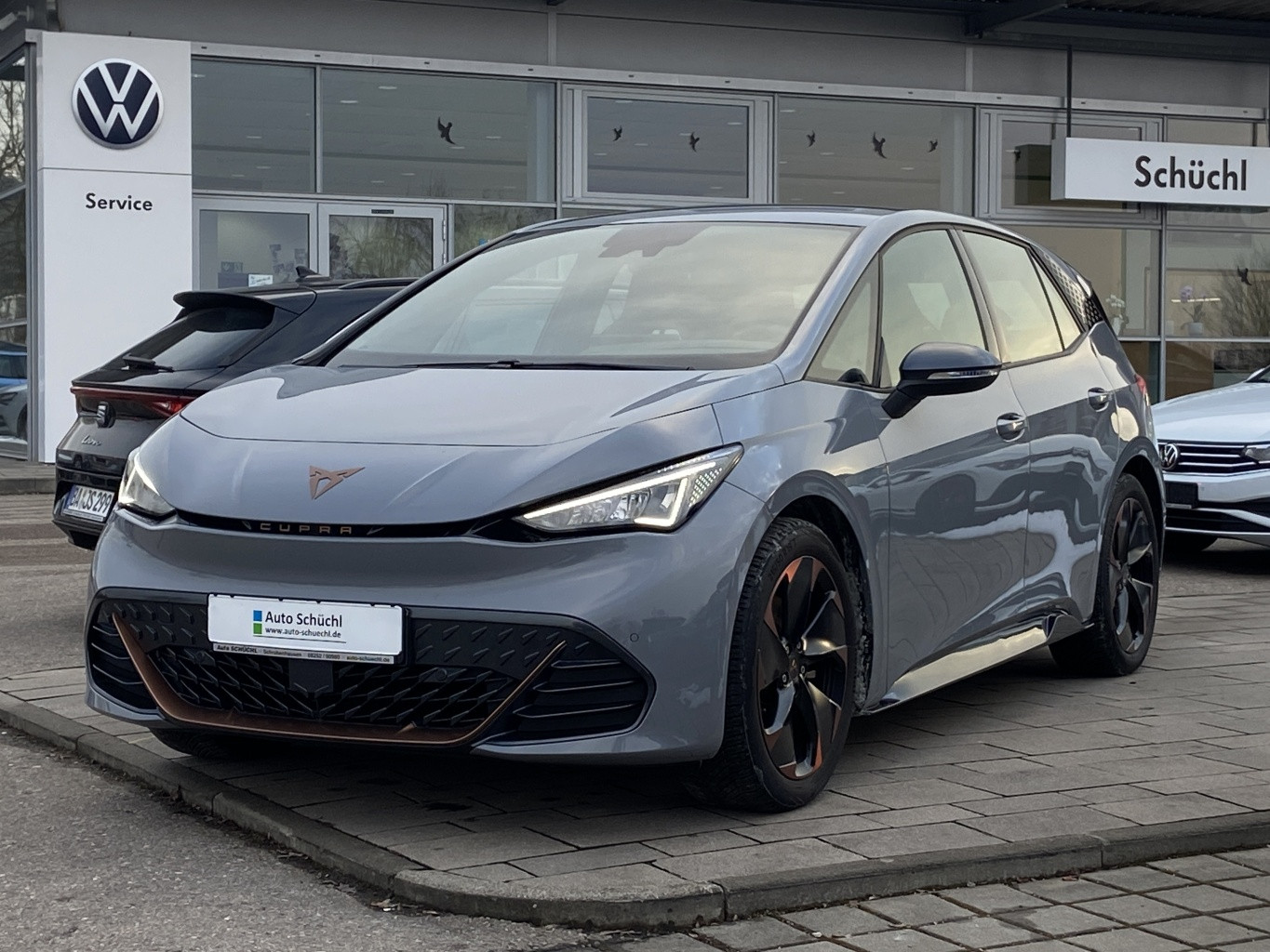 Cupra Born WÄRMEPUMPE+CCS+NAVI+KAMERA+LED+FULL-LINK+DAB+LANE-ASSIST+SHZ+PDC+BLUETOOTH+ACC