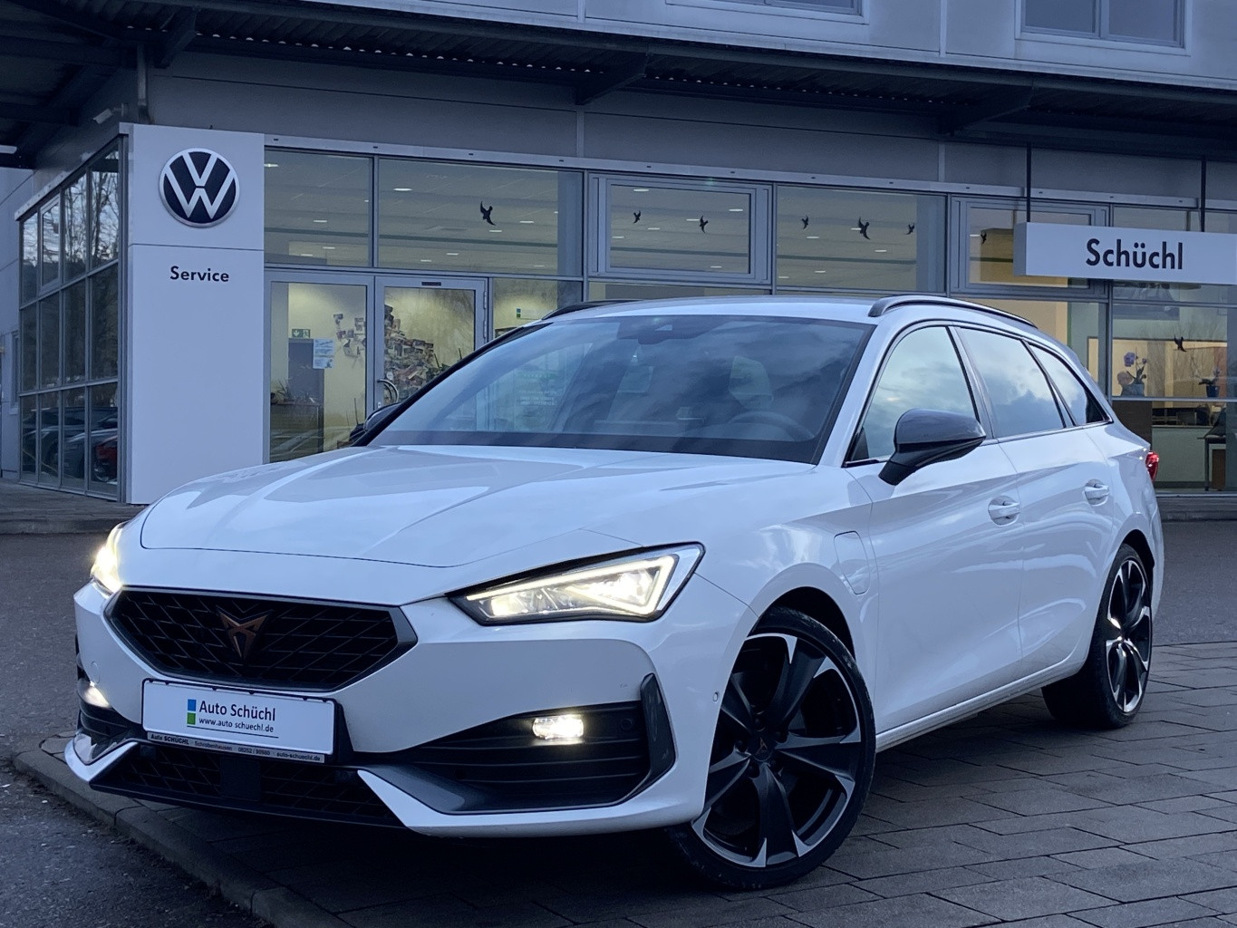 Cupra Leon ST 1.4 TSI DSG eHybrid DSG VZ VIRTUAL-COCKPIT+NAVI-PRO+19