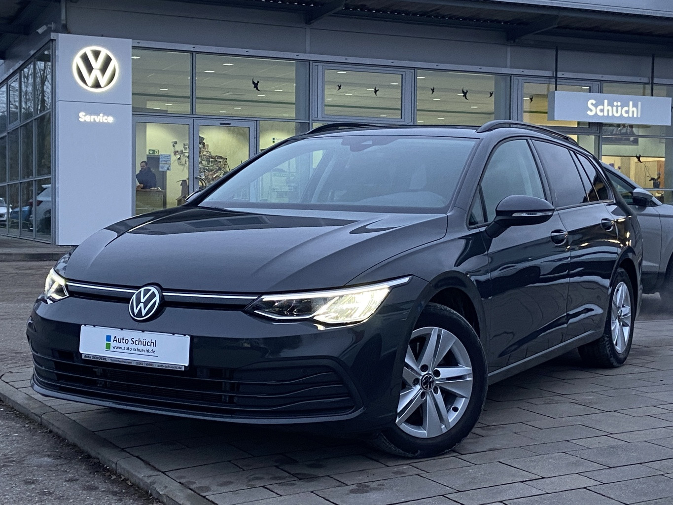Volkswagen Golf Variant 2.0 TDI DSG LIFE AHK+APP-CONNECT+ACTIVE-INFO+NAVI+LED+DAB+SHZ+PDC+ACC+BLUETOOTH+LANE-ASSIST