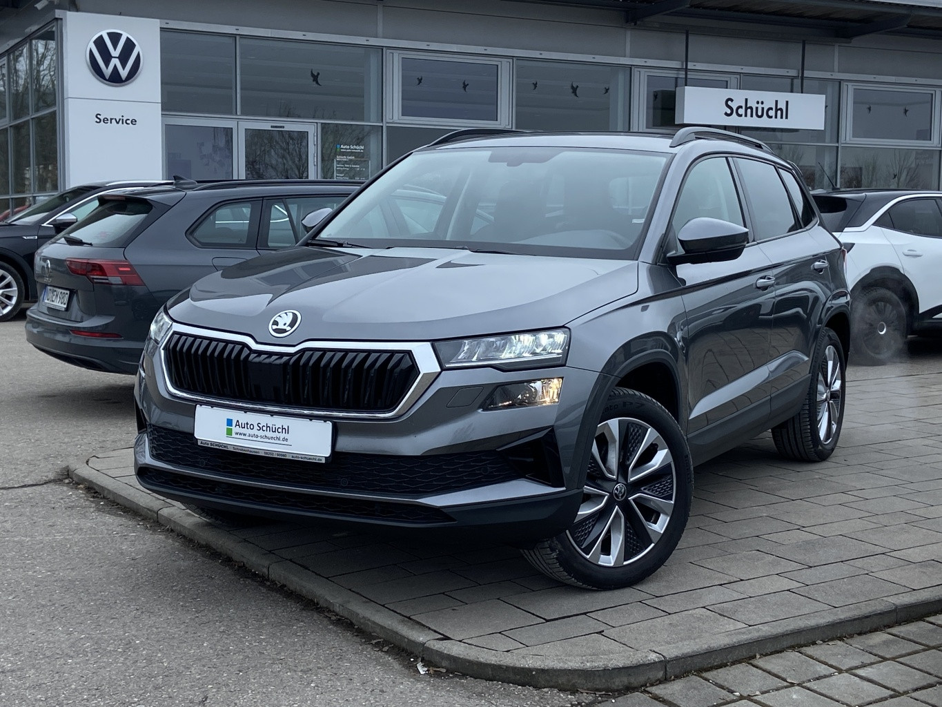 Skoda Karoq 2.0 TDI DSG 4x4 Style SMART-LINK+NAVI-COLUMBUS+VIRTUAL-COCKPIT+KAMERA+LED+DAB+SHZ+PDC+GRA+KEYLESS+BLUETOOTH