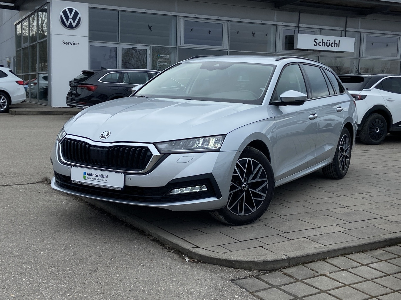 Skoda Octavia Combi 2.0 TDI DSG CLEVER EL.HECK+KOMFORTSITZE+SMART-LINK+VIRTUAL-COCKPIT+17