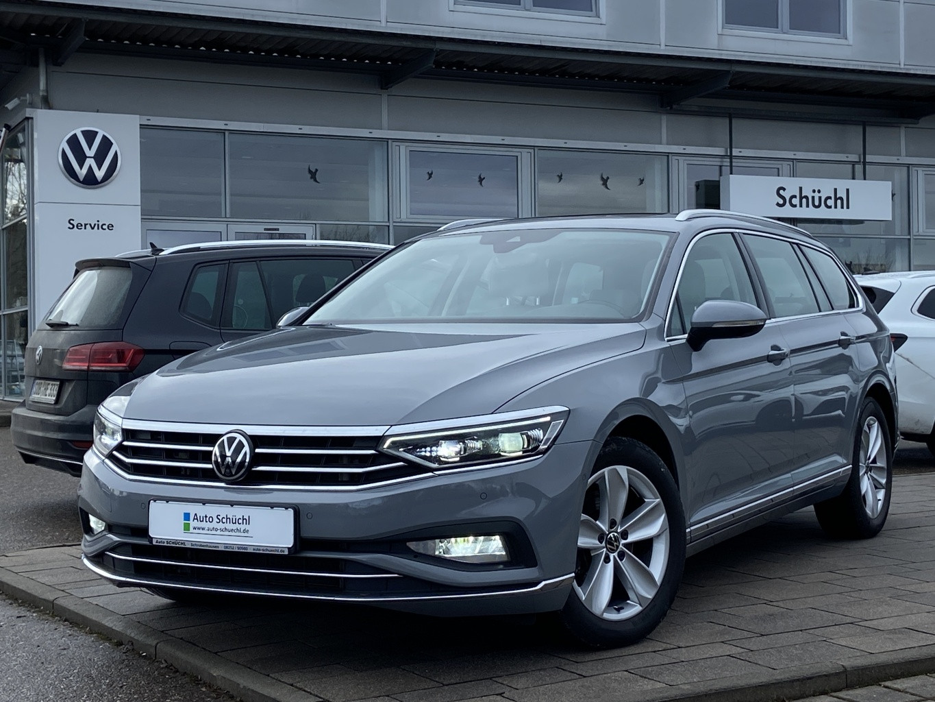 Volkswagen Passat Variant 2.0 TDI DSG 4-MOTION Elegance PANORAMA+AHK+HEAD-UP+APP-CONNECT+360-KAMERA+LED+ACTIVE-INFO+NAVI+LED+PARKASSIST+DAB+4xSHZ+ACC+BLUETOOTH+LANE-ASSIST