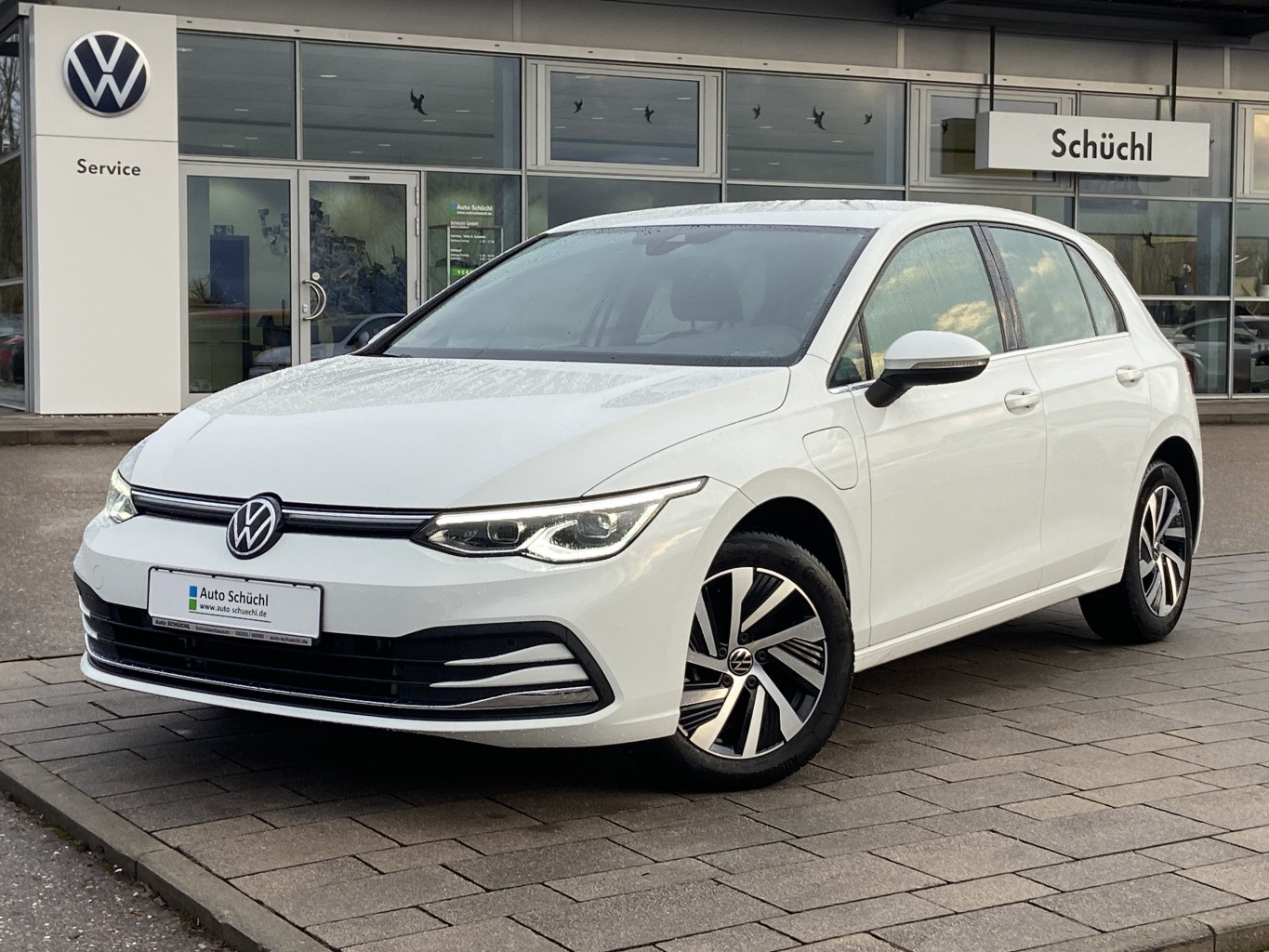 Volkswagen Golf 1.4 TSI DSG eHybrid Style APP-CONNECT+ACTIVE-INFO+LED+NAVI+DAB+SHZ+PDC+ACC+BLUETOOTH+LANE-ASSIST