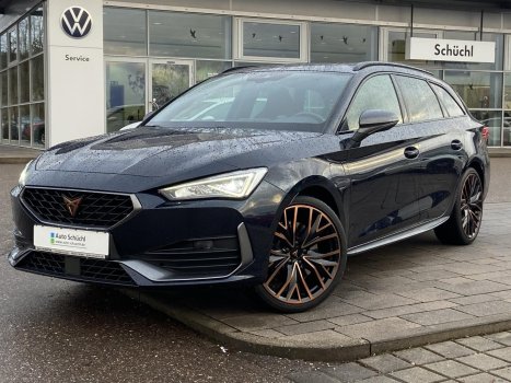 Cupra Leon ST 1.4 TSI DSG eHybrid VZ PANORAMA+SUPER-SPORTLENKRAD+XL-PAKET+VIRTUAL-COCKPIT+NAVI-PRO+LED+FULL-LINK+DAB+SHZ+PDC+ACC+KEYLESS+BLUETOOTH+LANE-ASSIST 066192