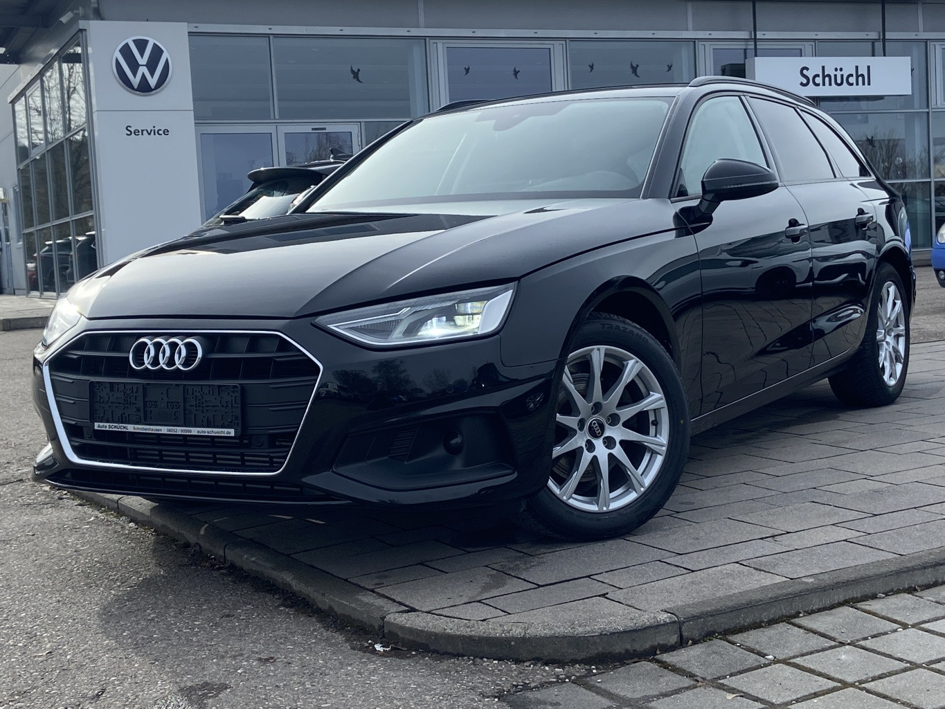 Audi A4 Avant 35 2.0 TFSI S-TRONIC AHK+NAVI+LED+EL.HECKKLAPPE+DAB+SHZ+PDC+BLUETOOTH+GRA+KEYLESS