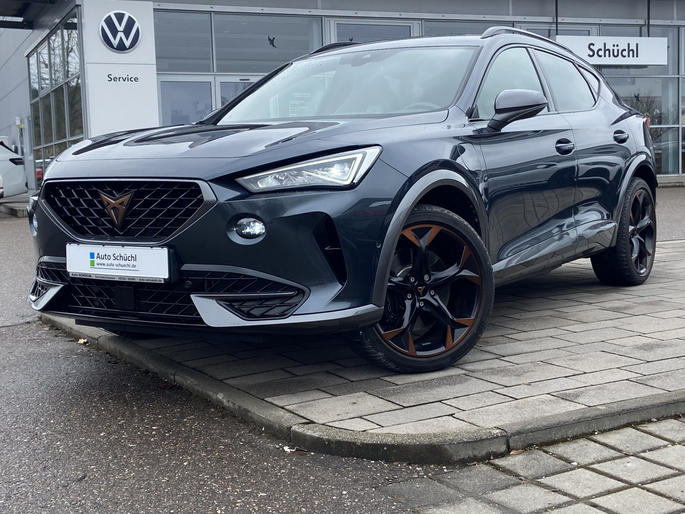 Cupra Formentor 1.4 TSI DSG eHybrid VZ AHK+SUPER-SPORTLENKRAD+SCHALENSITZE+SAFE-DRIVING-XL+VIRTUAL-COCKPIT+NAVI-PRO+KAMERA+LED+PARKASSIST+DAB+SHZ+ACC+KEYLESS+BLUETOOTH+LANE-ASSIST