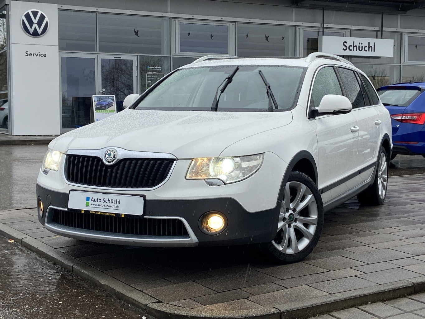 Skoda Superb Combi 2.0 TDI DSG ELEGANCE 4x4 17