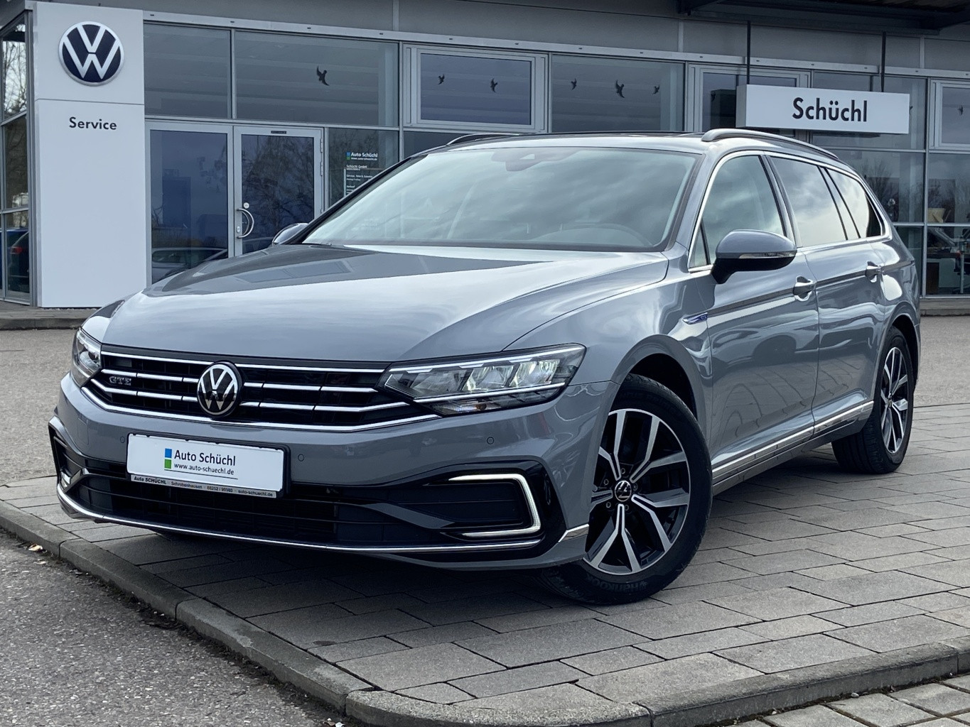 Volkswagen Passat Variant GTE 1.4 TSI DSG PANORAMA+APP-CONNECT+ACC+LANE-ASSIST+KAMERA+LED+ACTIVE-INFO+NAVI+DAB+SHZ+PDC+ACC+BLUETOOTH