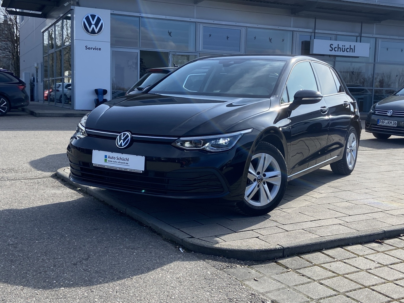 Volkswagen Golf 1.5 TSI Life APP-CONNECT+ACTIVE-INFO+KAMERA+LED+NAVI+DAB+LANE-ASSIST+SHZ+PDC