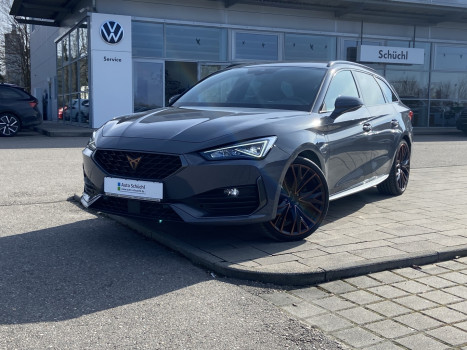 Cupra Leon ST 1.4 TSI DSG eHybrid VZ AHK+VIRTUAL-COCKPIT+NAVI-PRO+SAFE-DRIVING-XL+KAMERA+LED+PARKASSIST+DAB+LANE-ASSIST+SHZ+ACC+KEYLESS+BLUETOOTH 023999