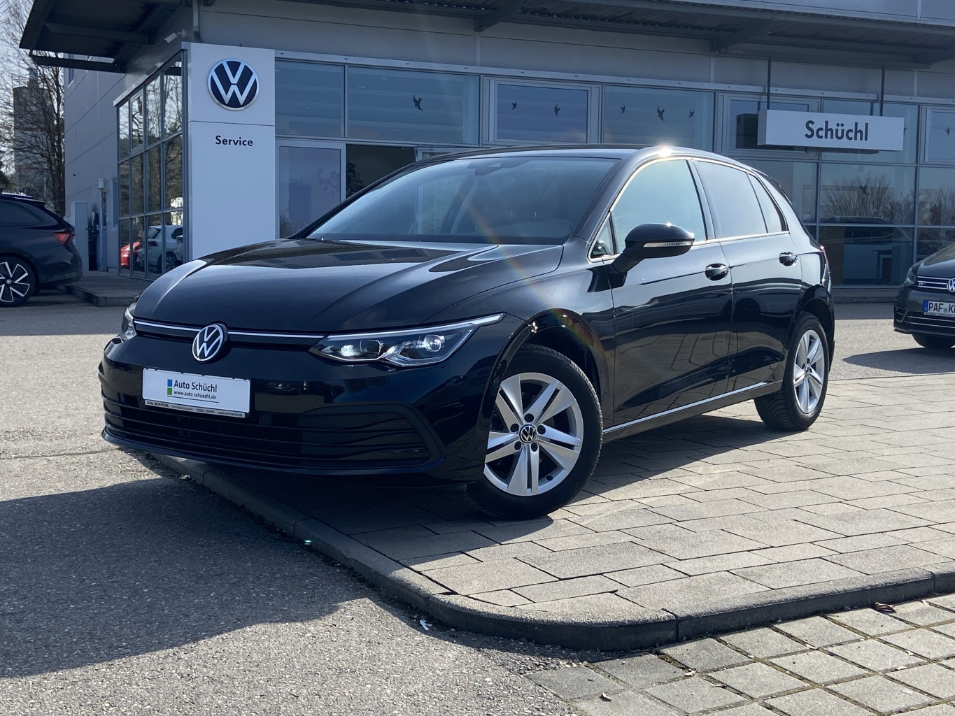 Volkswagen Golf 1.5 TSI Life APP-CONNECT+AHK+ACTIVE-INFO+LED+NAVI+DAB+LANE-ASSIST+SHZ+PDC