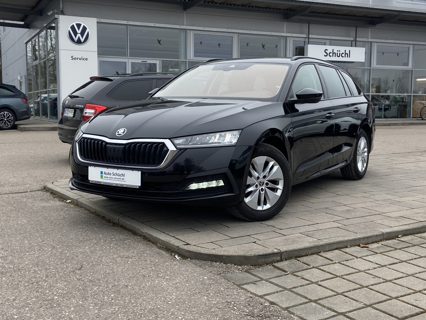 Skoda Octavia 2.0 TDI Ambition SMART-LINK+AHK+VIRTUAL-COCKPIT+ACC+LANE-ASSIST+NAVI-COLUMBUS+LED+DAB+PDC+4xSHZ+ACC+KEYLESS+BLUETOOTH