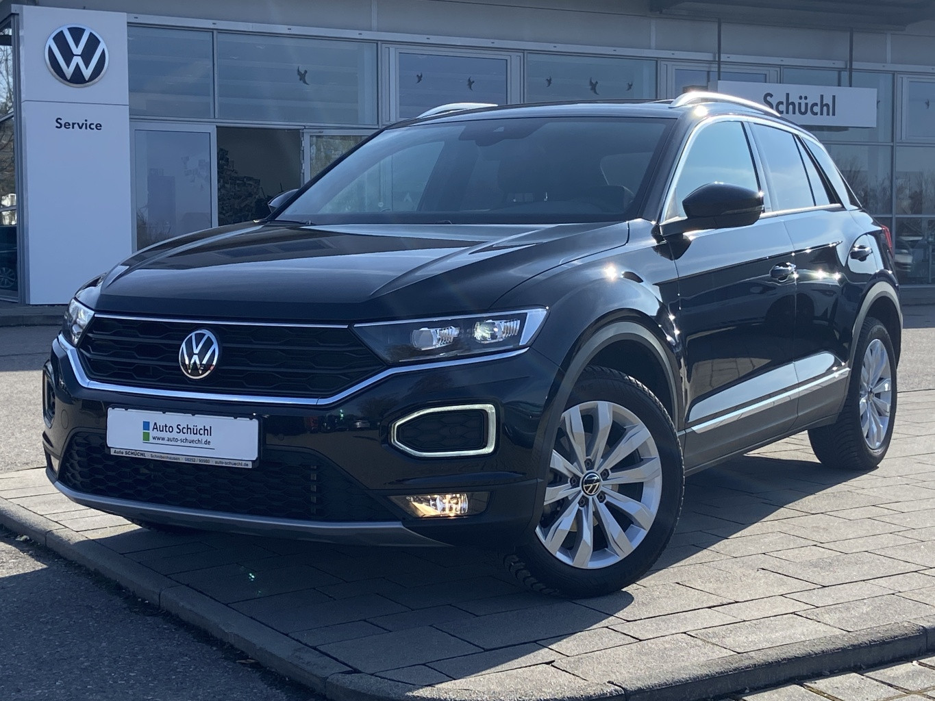 Volkswagen T-Roc 1.5 TSI DSG Sport AHK+PANORAMA+KAMERA+LED+NAVI+DAB+SHZ+PDC+BLUETOOTH+ACC+LANE-ASSIST