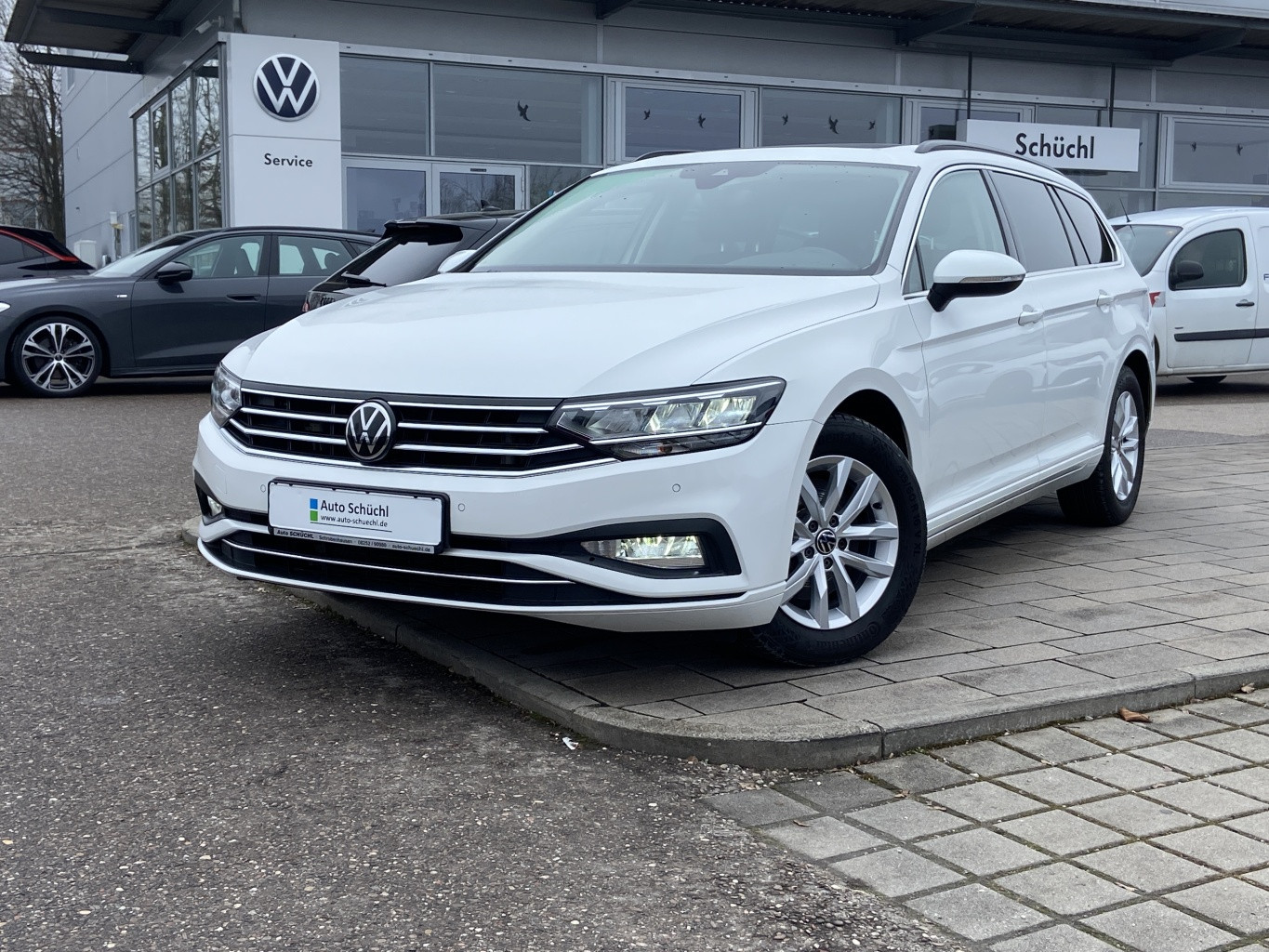 Volkswagen Passat Variant 2.0 TDI DSG Business PANORAMA+AHK+APP-CONNECT+ACC+LANE-ASSIST+KAMERA+LED+NAVI+KEYLESS+DAB+SHZ+PDC+ACC+BLUETOOTH
