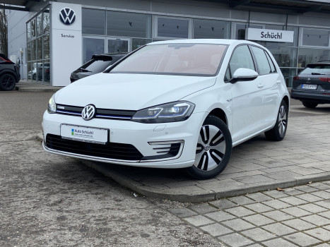 Volkswagen Golf e-Golf CCS+LED+APP-CONNECT+NAVI+DAB+SHZ+PDC+BLUETOOTH 920986