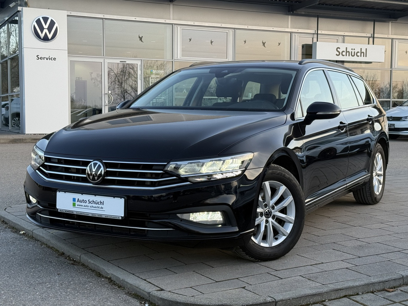 Volkswagen Passat Variant 2.0 TDI DSG Business AHK+APP-CONNECT+ACC+LANE-ASSIST+KAMERA+LED+NAVI+DAB+SHZ+PDC+ACC+BLUETOOTH