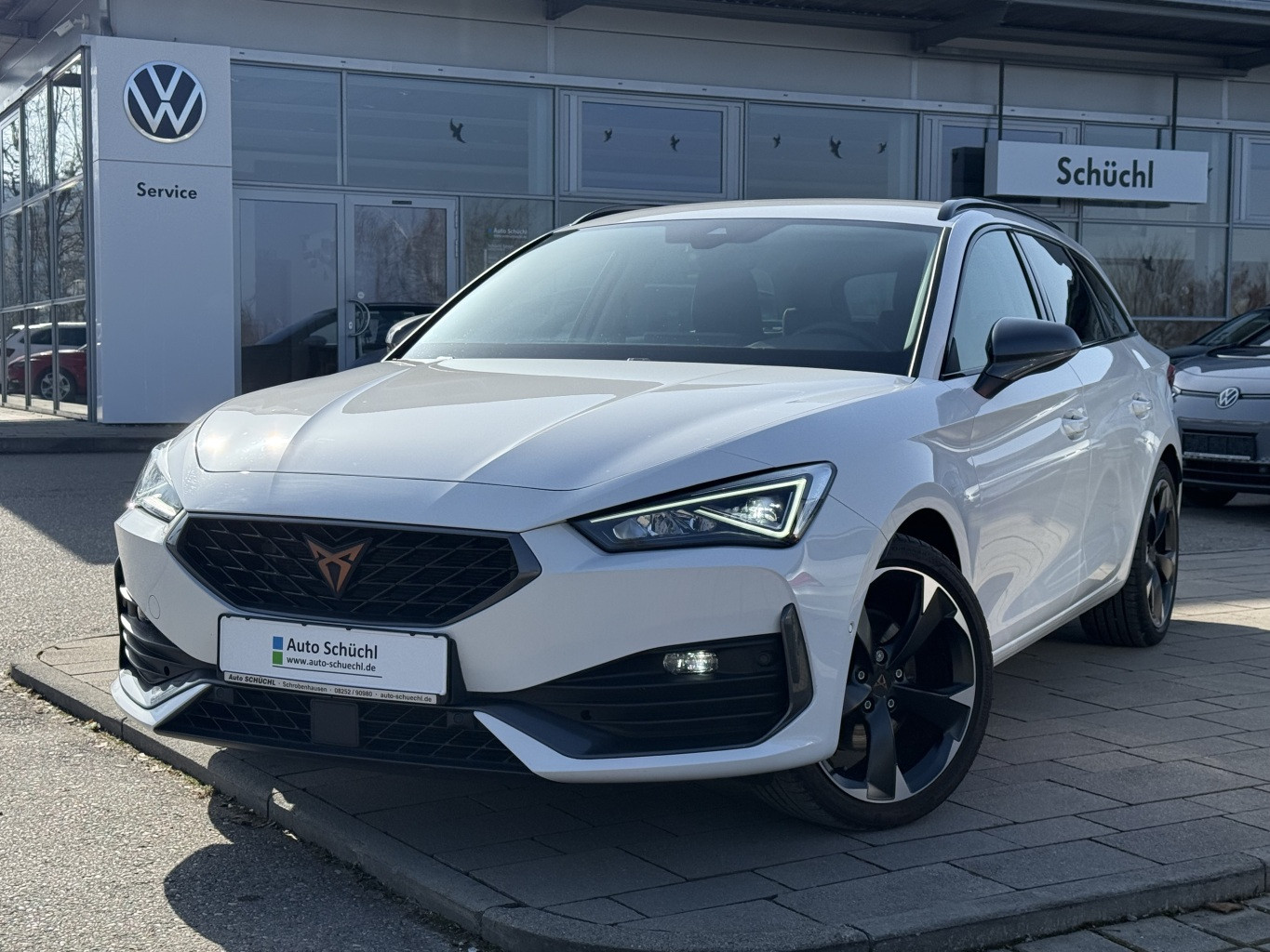 Cupra Leon ST 2.0 TDI DSG VIRTUAL-COCKPIT+NAVI-PRO+KAMERA+LED+FULL-LINK+PARKASSIST+DAB+LANE-ASSIST+SHZ+ACC+KEYLESS+BLUETOOTH