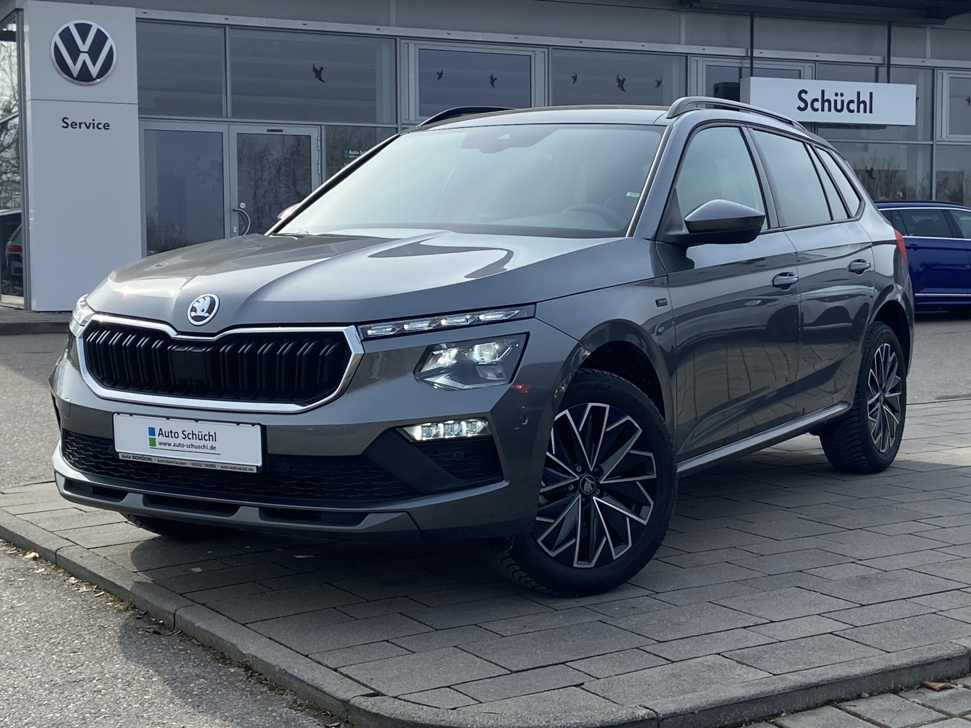 Skoda Kamiq 1.5 TSI DSG Tour AHK+PANORAMA+SMART-LINK+ACC+LANE-ASSIST+NAVI-COLUMBUS+VIRTUAL-COCKPIT+KAMERA+LED+LED+PARKASSIST+DAB+SHZ+ACC+KEYLESS