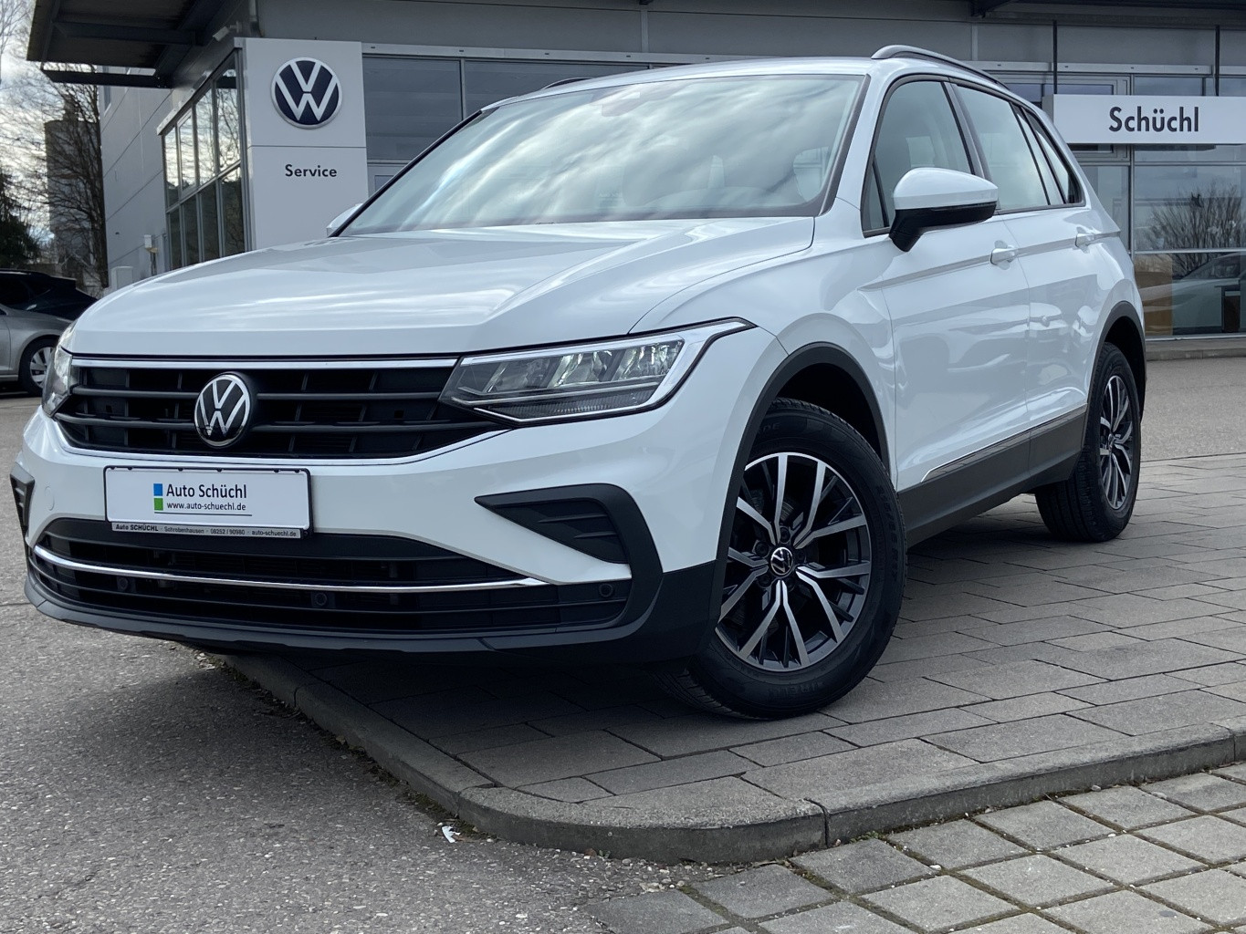 Volkswagen Tiguan 2.0 TDI DSG Life AHK+KAMERA+NAVI+LED+DAB+LANE-ASSIST+PDC+BLUETOOTH+ACC
