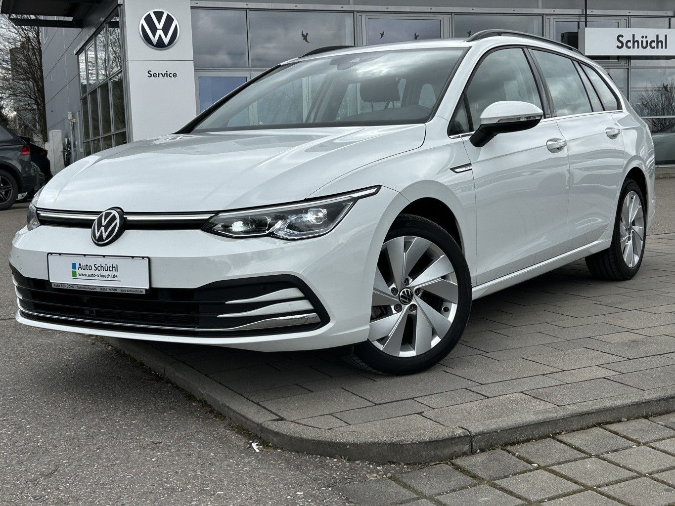 Volkswagen Golf Variant 1.5 TSI STYLE APP-CONNECT+AHK+ACTIVE-INFO+ACC+LANE-ASSIST+LED+DAB+SHZ+PDC+ACC