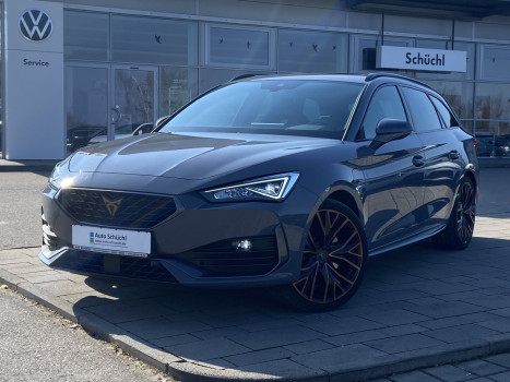 Cupra Leon ST 1.4 TSI DSG eHybrid VZ PANORAMA+SUPER-SPORTLENKRAD+VIRTUAL-COCKPIT+NAVI-PRO+KAMERA+LED+FULL-LINK+PARKASSIST+DAB+SHZ+ACC+BLUETOOTH+KEYLESS+LANE-ASSIST 021845