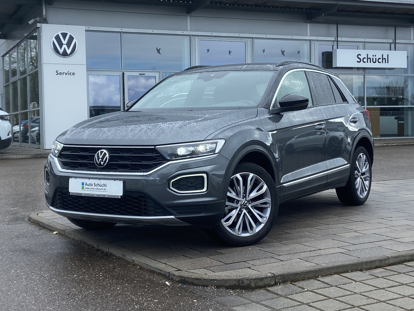Volkswagen T-Roc 1.5 TSI DSG Sport STANDHEIZUNG+PANORAMA+KAMERA+LED+ACTIVE-INFO+NAVI+KEYLESS+DAB+SHZ+PDC+ACC+KEYLESS+LANE-ASSIST+BLUETOOTH