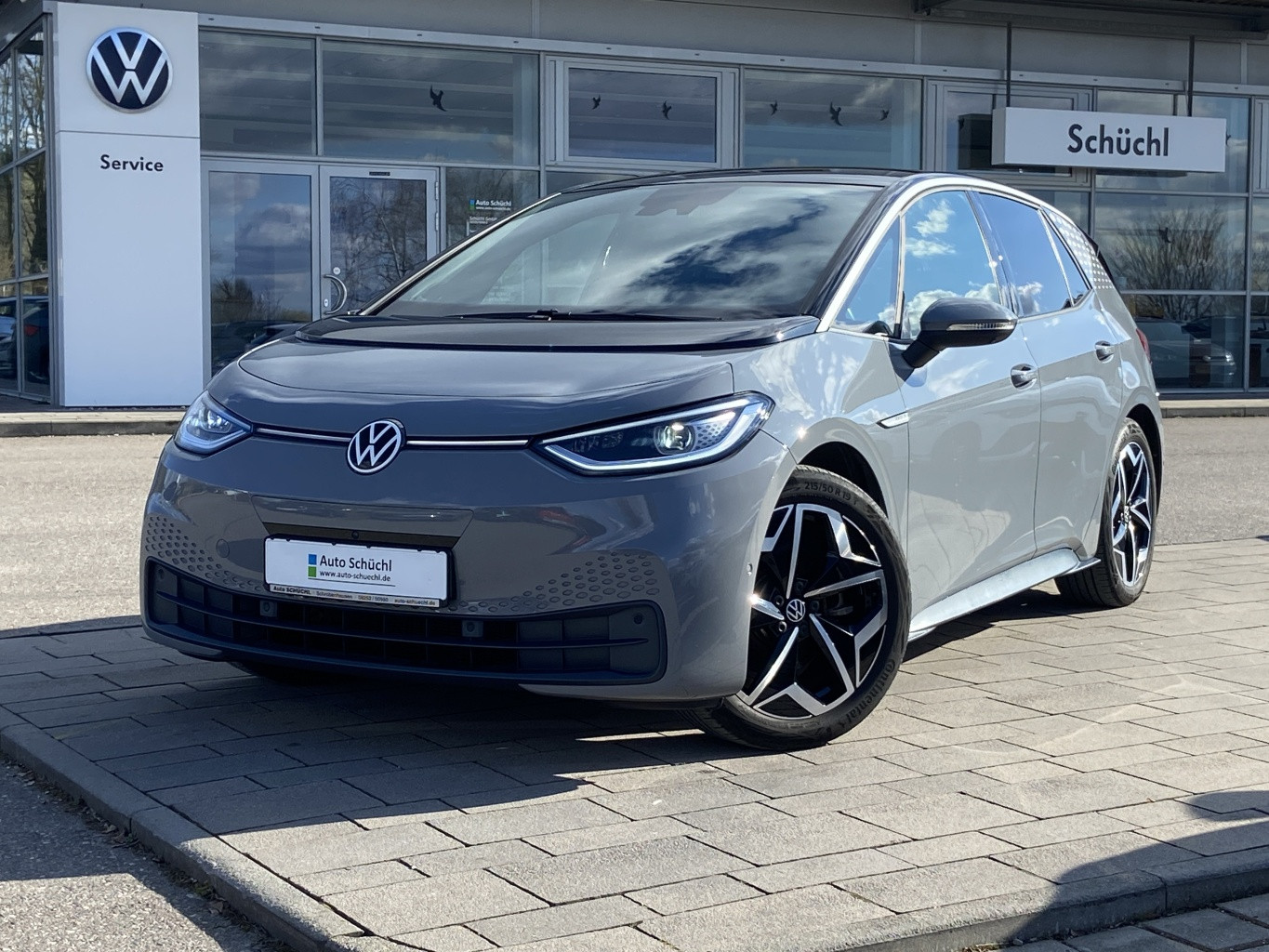 Volkswagen ID.3 PRO-S 82 kWh WÄRMEPUMPE+CCS+APP-CONNECT+SPORTPAKET+360-KAMERA+NAVI+MATRIX-LED+5-SITZER+DAB+SPORTPAKET+SHZ+ACC+BLUETOOTH+KEYLESS+LANE-ASSIST