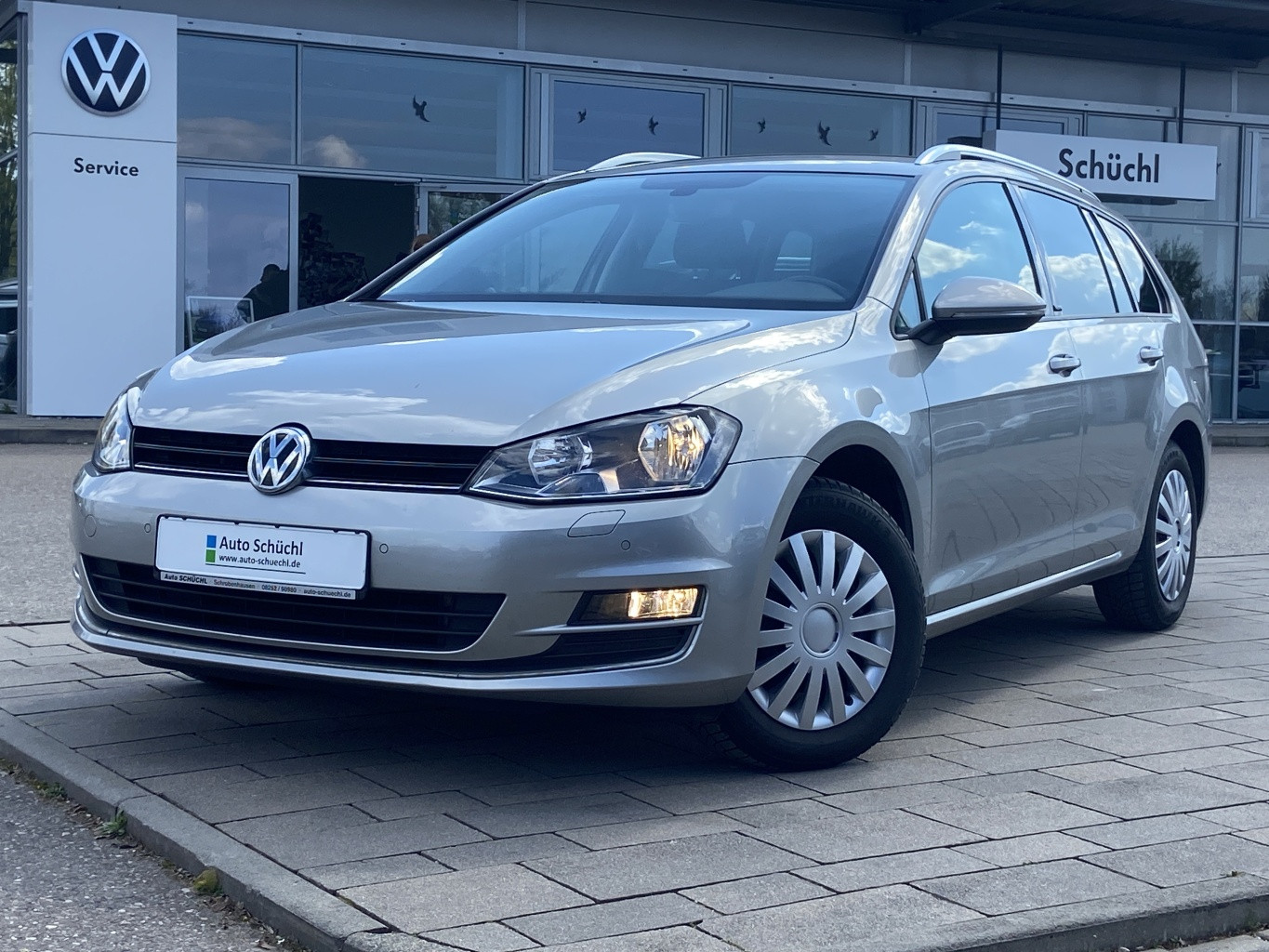 Volkswagen Golf Variant 1.6 TDI Allstar 4-MOTION AHK+SHZ+PDC+GRA