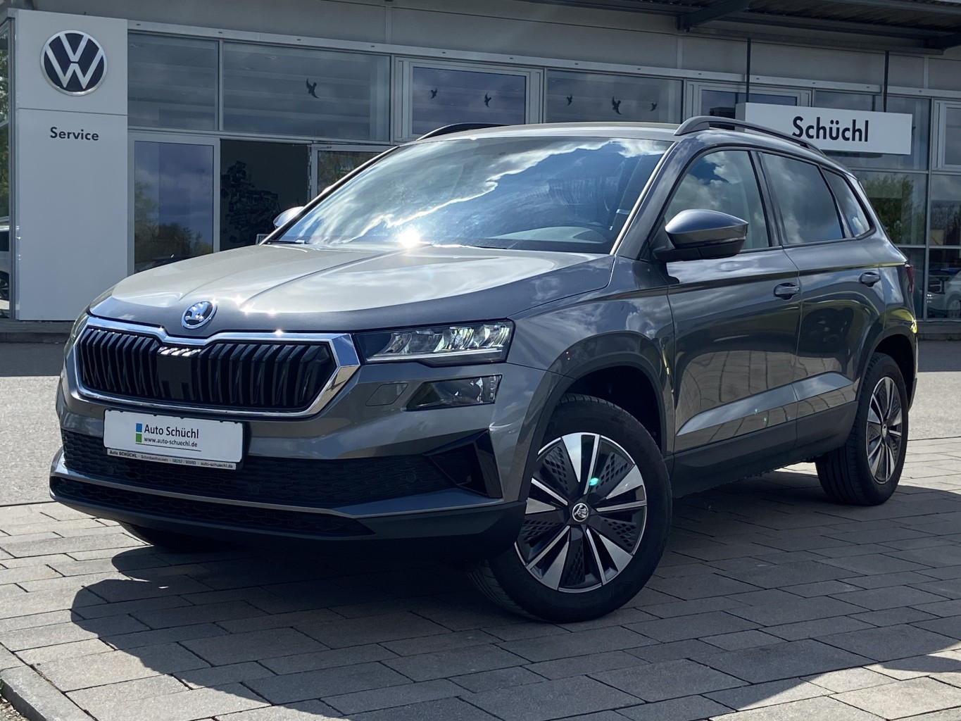 Skoda Karoq 2.0 TDI DSG Ambition 4x4 SMART-LINK+VIRTUAL-COCKPIT+NAVI+KAMERA+LED+DAB+SHZ+PDC+GRA+BLUETOOTH