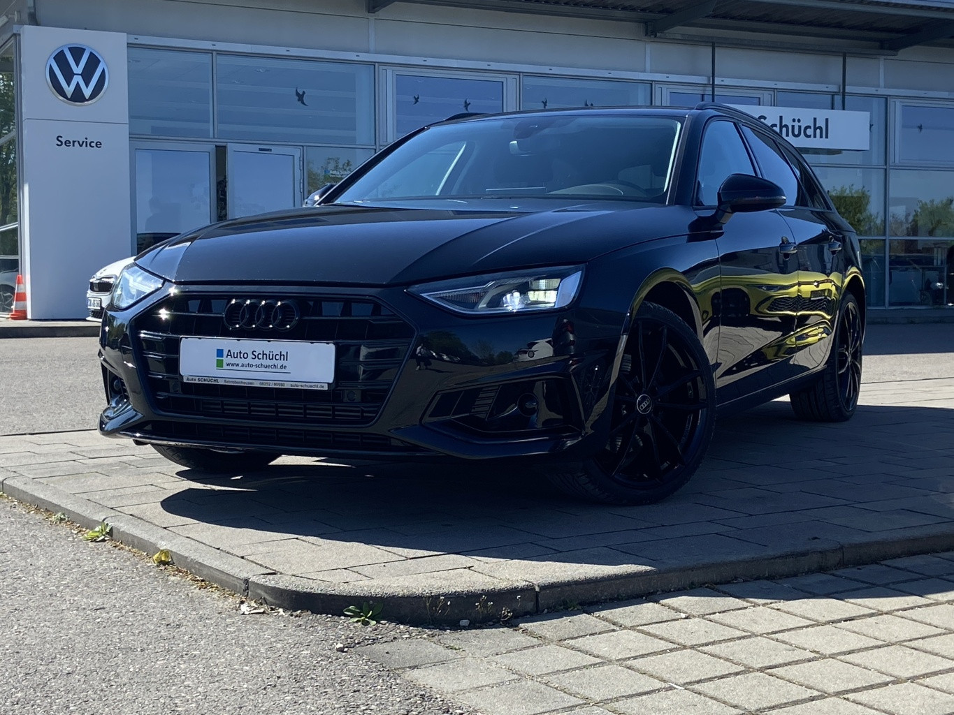 Audi A4 Avant 2.0 35 TFSI electric S-tronic BLACK-LINE NAVI+LED+DAB+SHZ+PDC+BLUETOOTH+GRA+KEYLESS