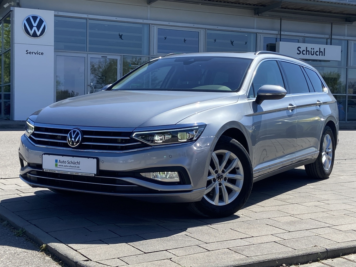 Volkswagen Passat Variant 2.0 TDI DSG Business PANORAMA+AHK+APP-CONNECT+360-KAMERA+LED+ACTIVE-INFO+NAVI+LED+PARKASSIST+KEYLESS+DAB+SHZ+ACC+KEYLESS+BLUETOOTH+LANE-ASSIST