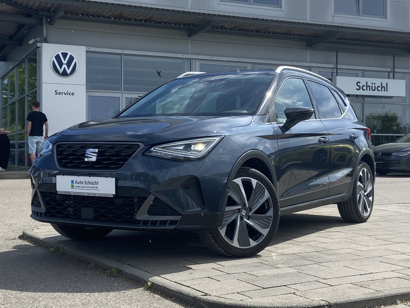 Seat Arona 1.0 TSI FR-Line VIRTUAL-COCKPIT+NAVI-PRO+KAMERA+LED+FULL-LINK+PARKASSIST+DAB+LANE-ASSIST+SHZ+ACC+KEYLESS+KEYLESS