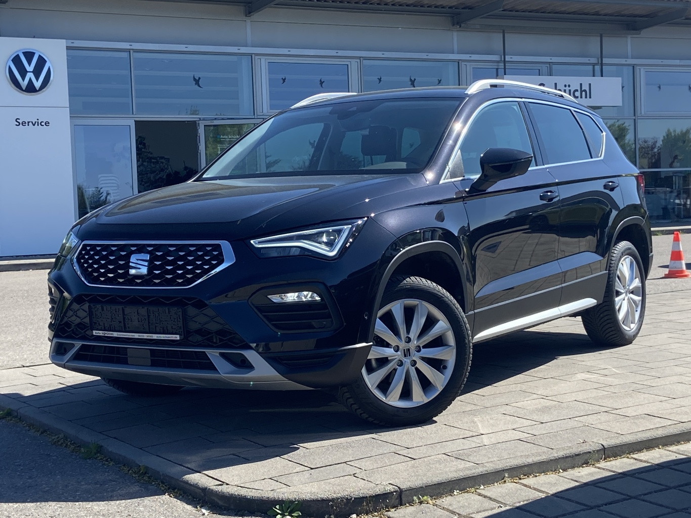 Seat Ateca 1.5 TSI DSG Xperience FULL-LINK+VIRTUAL-COCKPIT+NAVI-PRO+KAMERA+LED+PARKASSIST+DAB+LANE-ASSIST+SHZ+GRA+KEYLESS