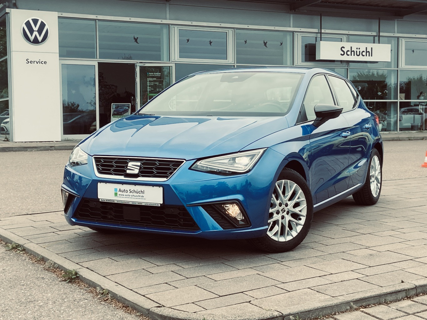 Seat Ibiza 1.0 TSI FR VIRTUAL-COCKPIT+NAVI-PRO+KAMERA+LED+FULL-LINK+DAB+LANE-ASSIST+SHZ+PDC+BLUETOOTH+ACC